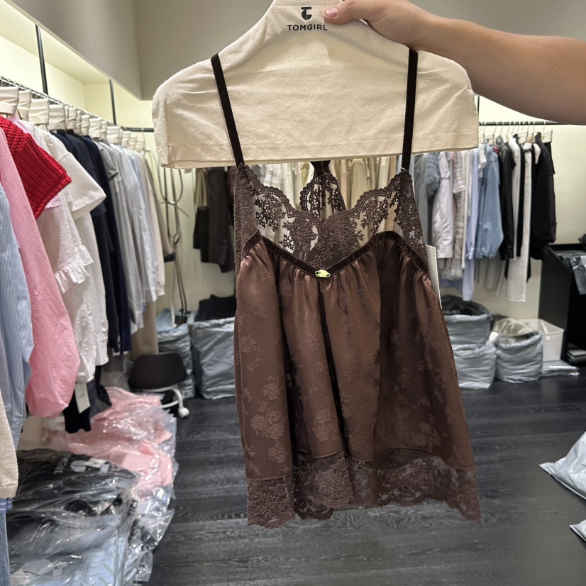 TOMGIRL韓國東大門代購女裝新品熱賣人氣26春夏吊帶背心蕾絲TOMGIRL吊帶/背心圖色3