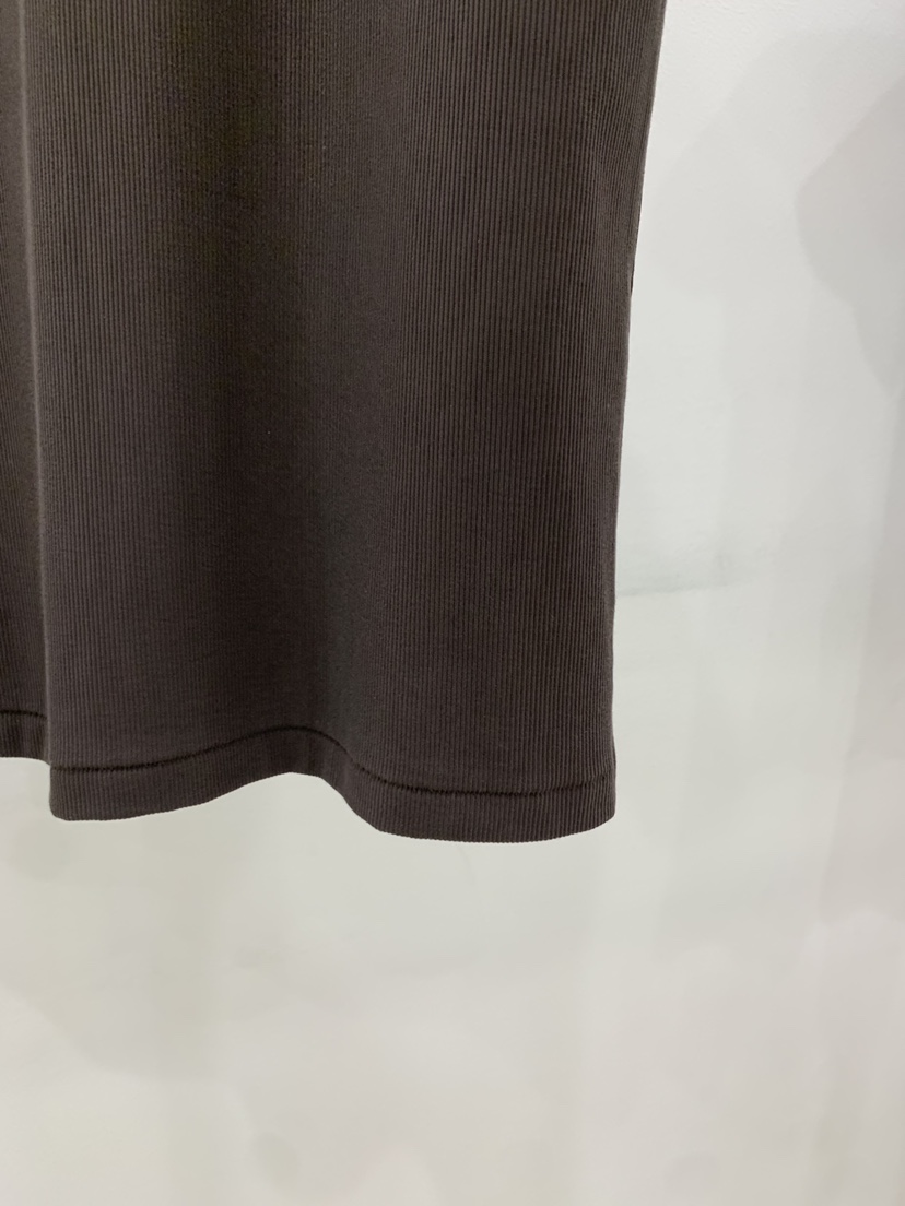 ARVE韓國東大門直郵女裝新款人氣熱賣推薦時尚休閑26春夏T恤ARVET恤