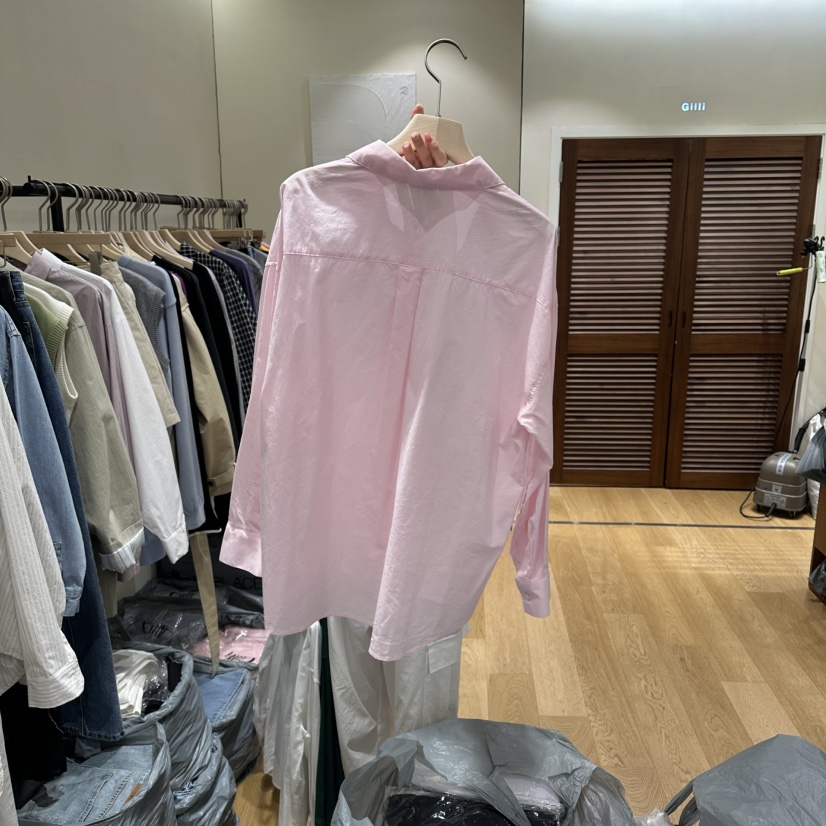 GILLI韓國東大門代購女士新款人氣時尚26春夏推薦襯衫蕾絲衫GILLI襯衫/蕾絲衫