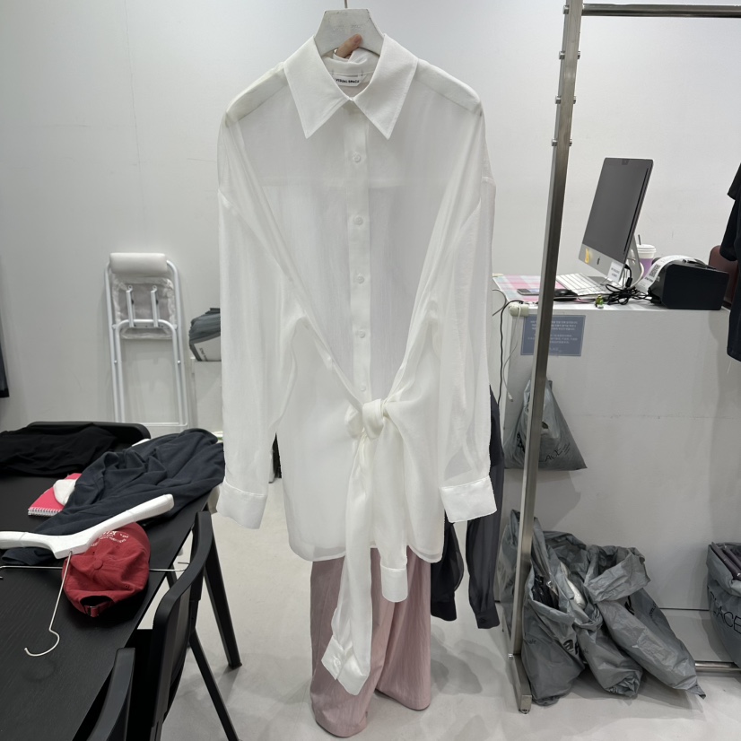 VISUAL SPACE/PAGE92/FLEISCHER韓國東大門直郵女士新品職業襯衫蕾絲衫VISUAL SPACE/PAGE92/FLEISCHER襯衫/蕾絲衫圖色1