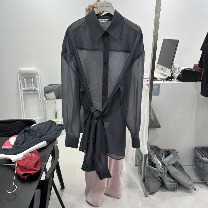 VISUAL SPACE/PAGE92/FLEISCHER韓國東大門直郵女士新品職業襯衫蕾絲衫VISUAL SPACE/PAGE92/FLEISCHER襯衫/蕾絲衫圖色2