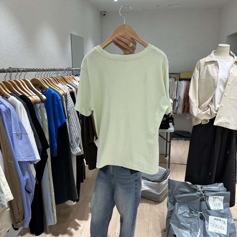 EPIC-S韓國東大門直郵女裝新品時尚休閑職業熱賣推薦T恤EPIC-ST恤