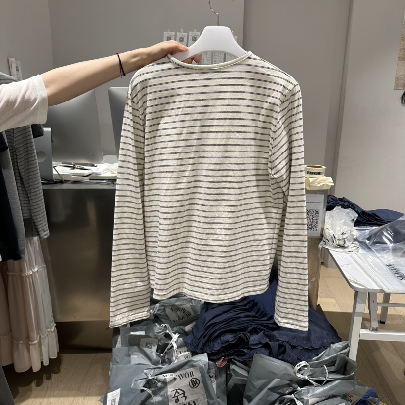 FAVOR-P韓國直郵實拍女裝新款人氣熱賣時尚推薦26春夏長袖T恤FAVOR-P長袖T恤