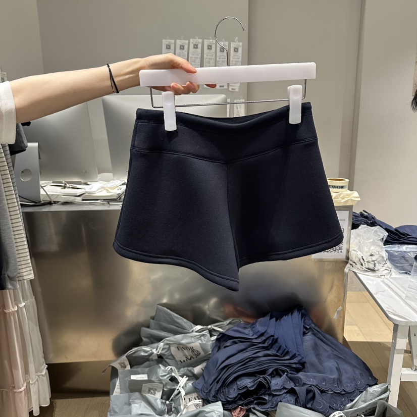 FAVOR-P東大門直郵女士新款時尚真品熱賣職業休閑推薦短褲FAVOR-P短褲