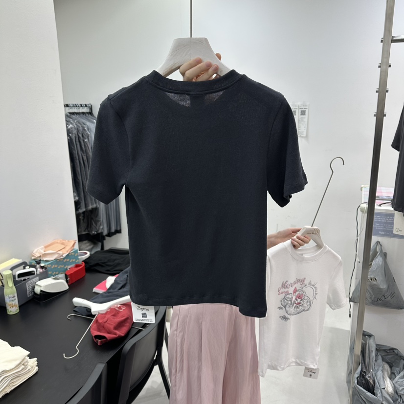 VISUAL SPACE/PAGE92/FLEISCHER東大門實拍女裝新品26春夏T恤VISUAL SPACE/PAGE92/FLEISCHERT恤