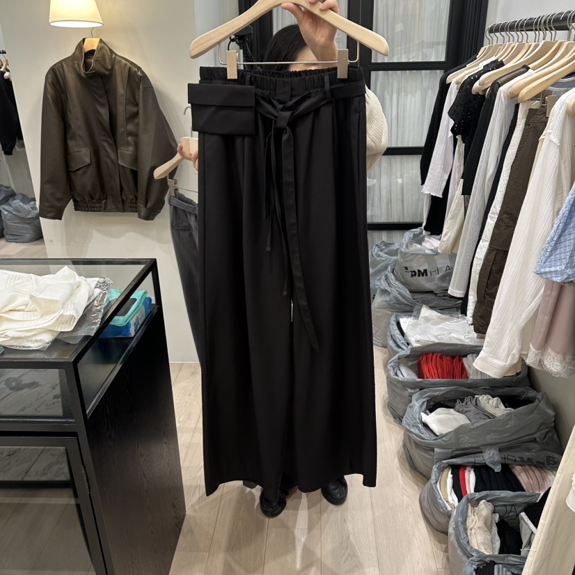 NOTTINGHAM/AVECNOUS/MODEST韓國代購女裝新款休閑休閑褲含腰帶NOTTINGHAM/AVECNOUS/MODEST休閑褲圖色2黑色