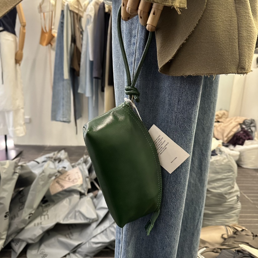 FIND-P東大門實拍女裝新品職業人氣真品推薦時尚手提包皮革FIND-P手提包圖色1