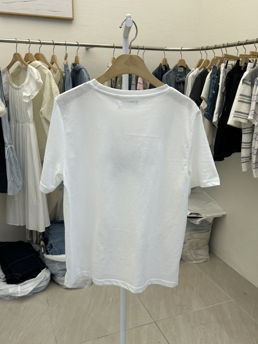 MILK TEA韓國東大門直郵女裝新品休閑時尚推薦職業人氣T恤MILK TEAT恤