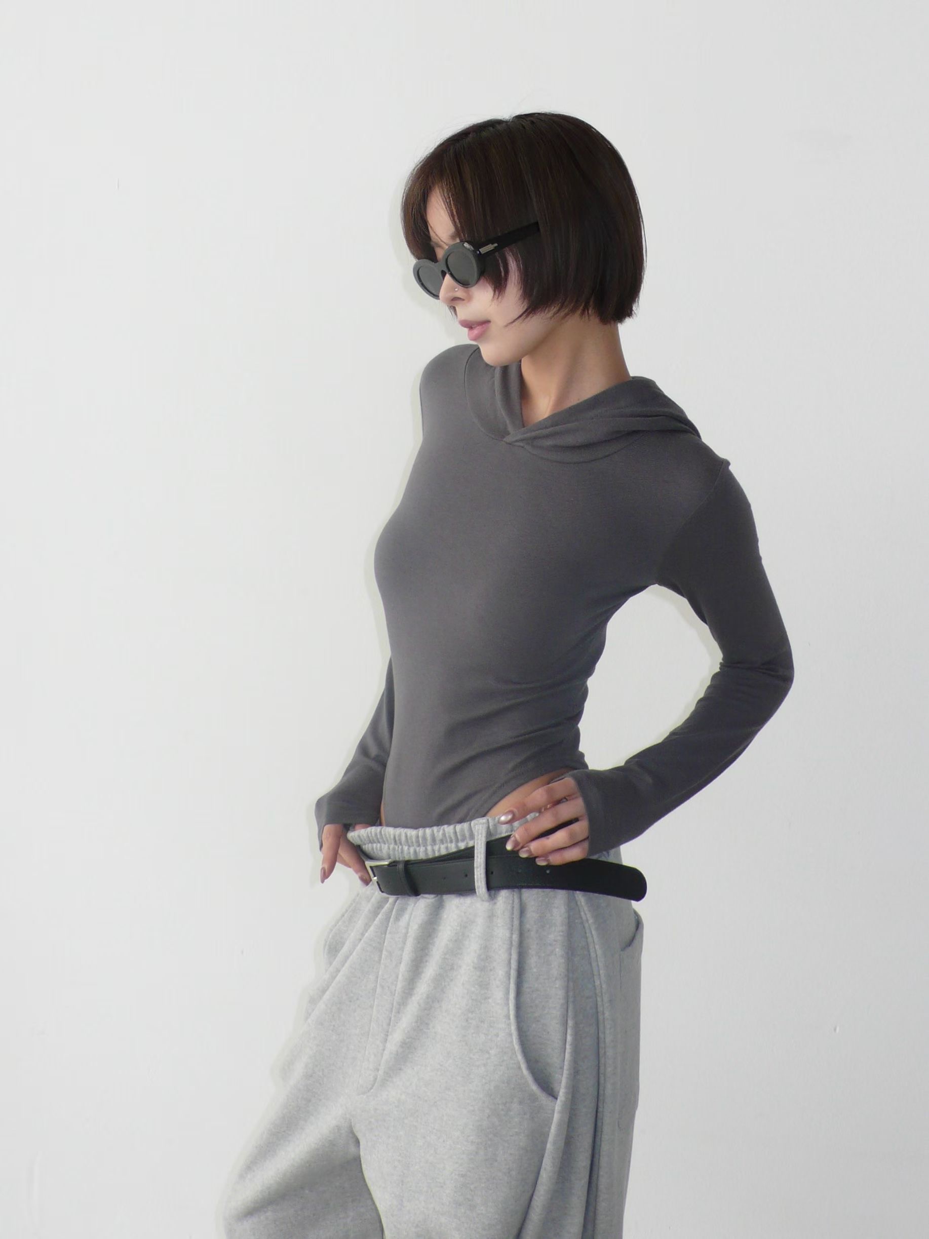 BUSTLING韓國直郵女士新品熱賣休閑人氣26春夏長袖T恤連帽BUSTLING長袖T恤