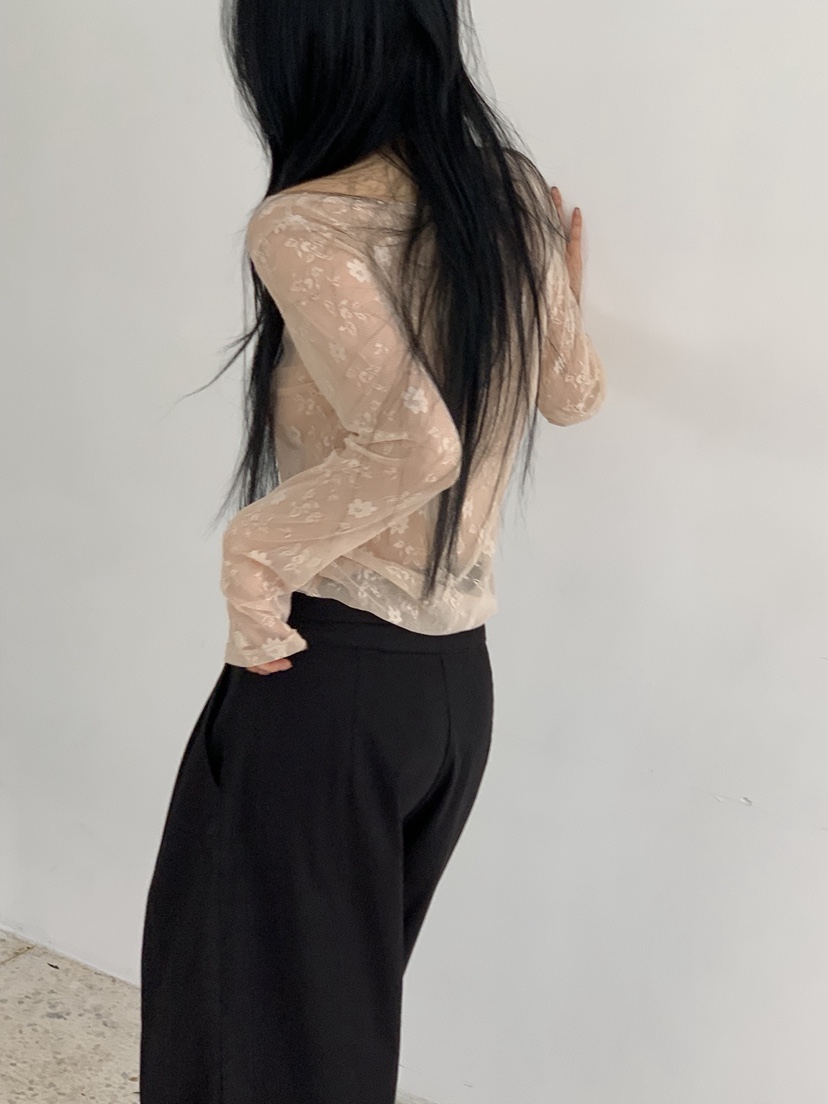 SUNDER MARKET韓國東大門直郵女士新款休閑人氣長袖T恤蕾絲SUNDER MARKET長袖T恤