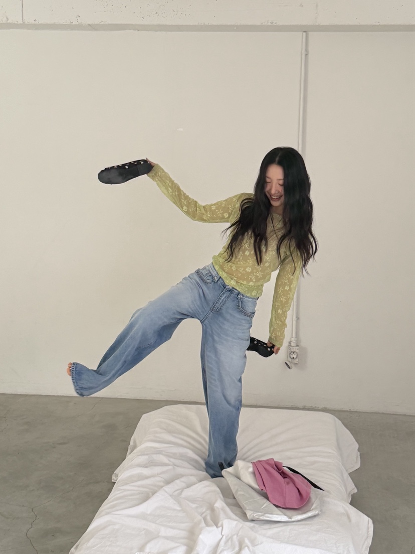 SUNDER MARKET韓國東大門直郵女士新款休閑人氣長袖T恤蕾絲SUNDER MARKET長袖T恤圖色4