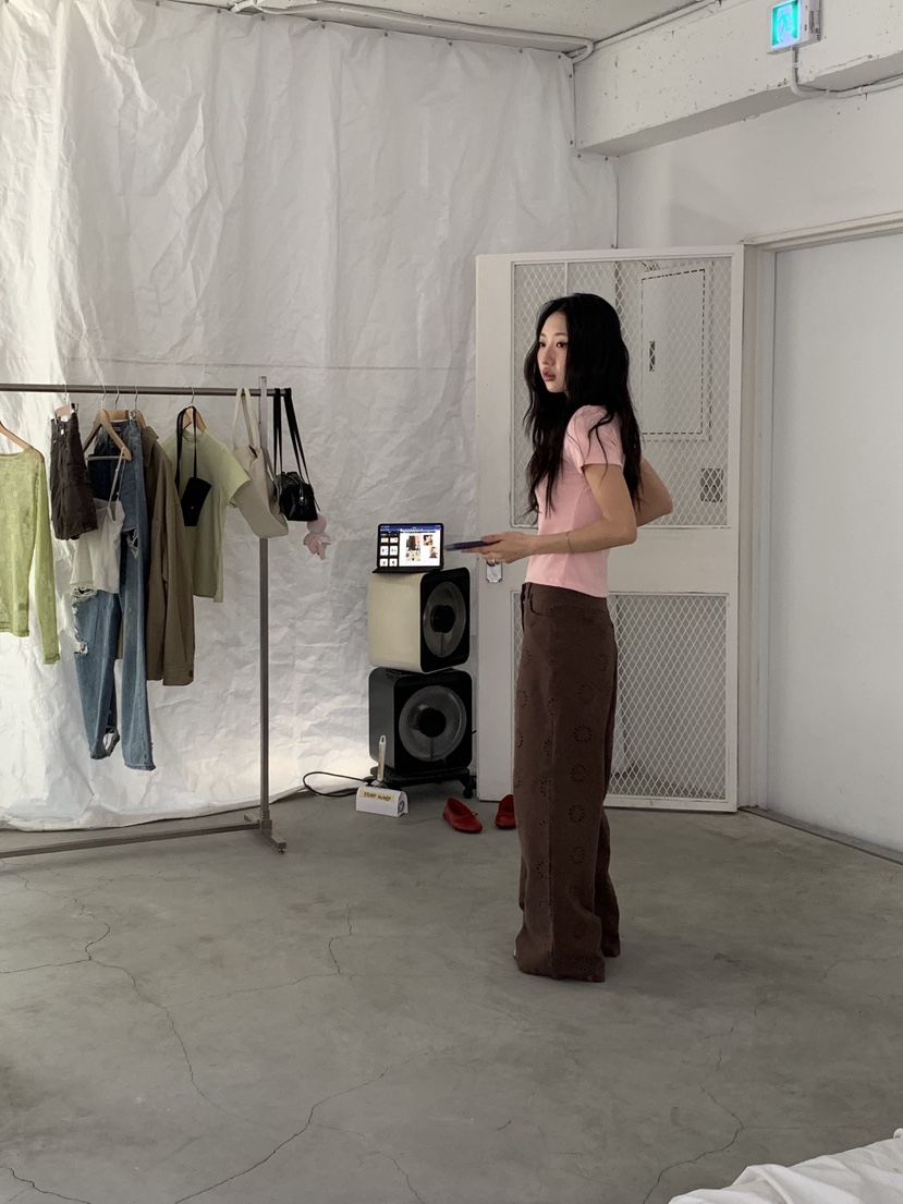 SUNDER MARKET韓國代購女士新款26春夏職業熱賣人氣T恤紐扣SUNDER MARKETT恤