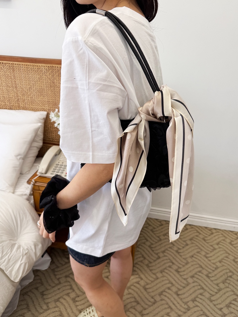 NICEALICE韓國直郵實拍女士新品推薦圍巾披肩格子絲綢圍巾NICEALICE圍巾/披肩