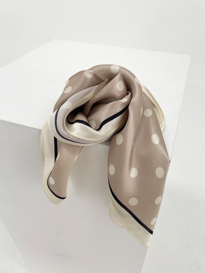 NICEALICE韓國直郵實拍女士新品推薦圍巾披肩格子絲綢圍巾NICEALICE圍巾/披肩圖色1