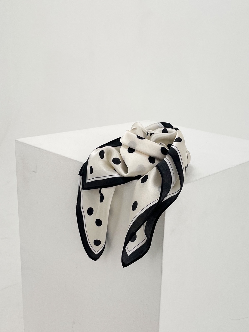 NICEALICE韓國直郵實拍女士新品推薦圍巾披肩格子絲綢圍巾NICEALICE圍巾/披肩圖色3