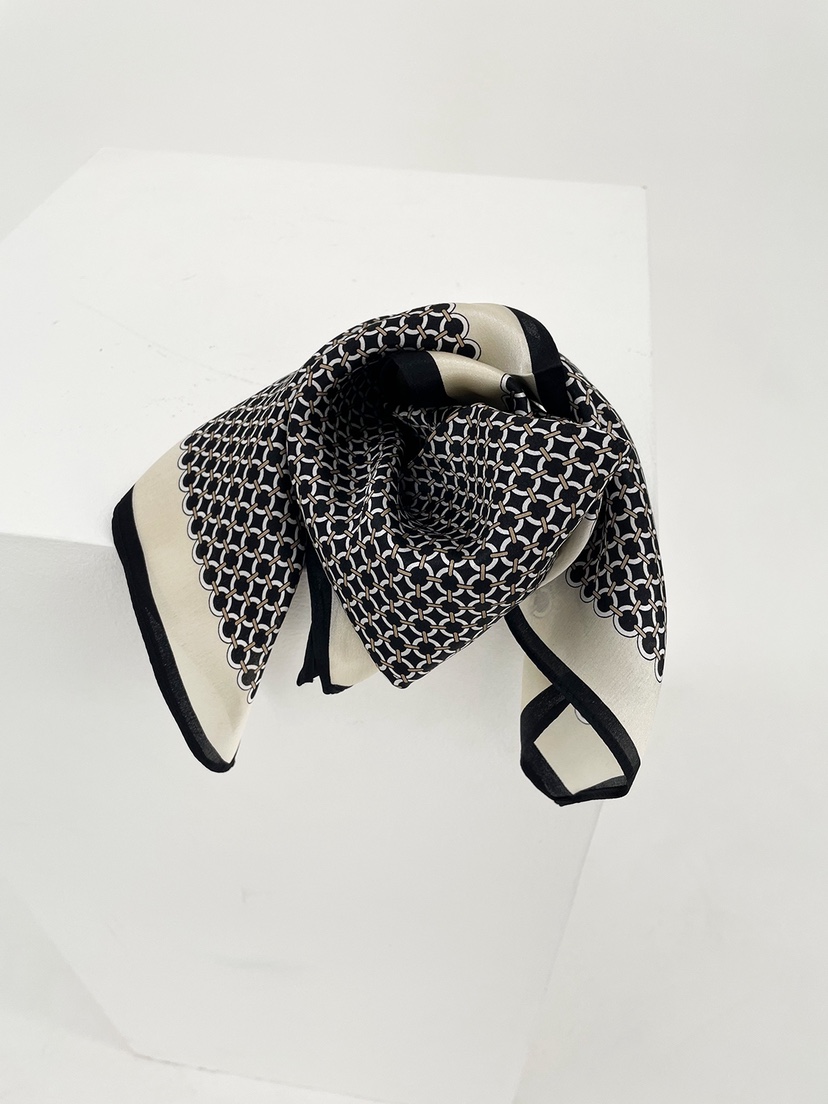 NICEALICE韓國直郵實拍女裝新款休閑推薦圍巾披肩絲綢圍巾NICEALICE圍巾/披肩