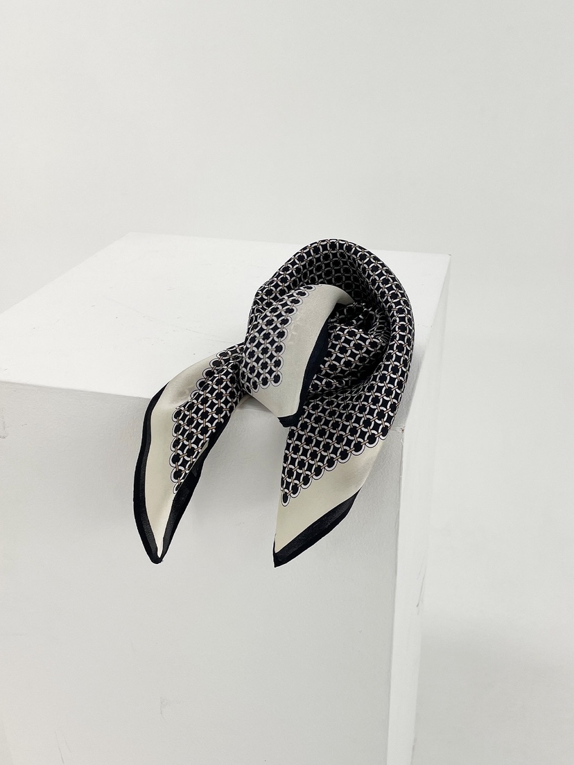 NICEALICE韓國直郵實拍女裝新款休閑推薦圍巾披肩絲綢圍巾NICEALICE圍巾/披肩圖色2