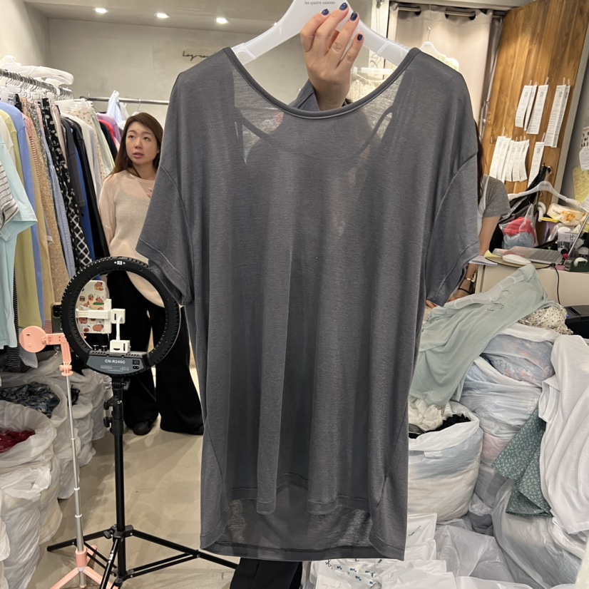 LOGROAD韓國東大門直郵女裝新品26春夏時尚休閑人氣推薦T恤LOG ROADT恤圖色2