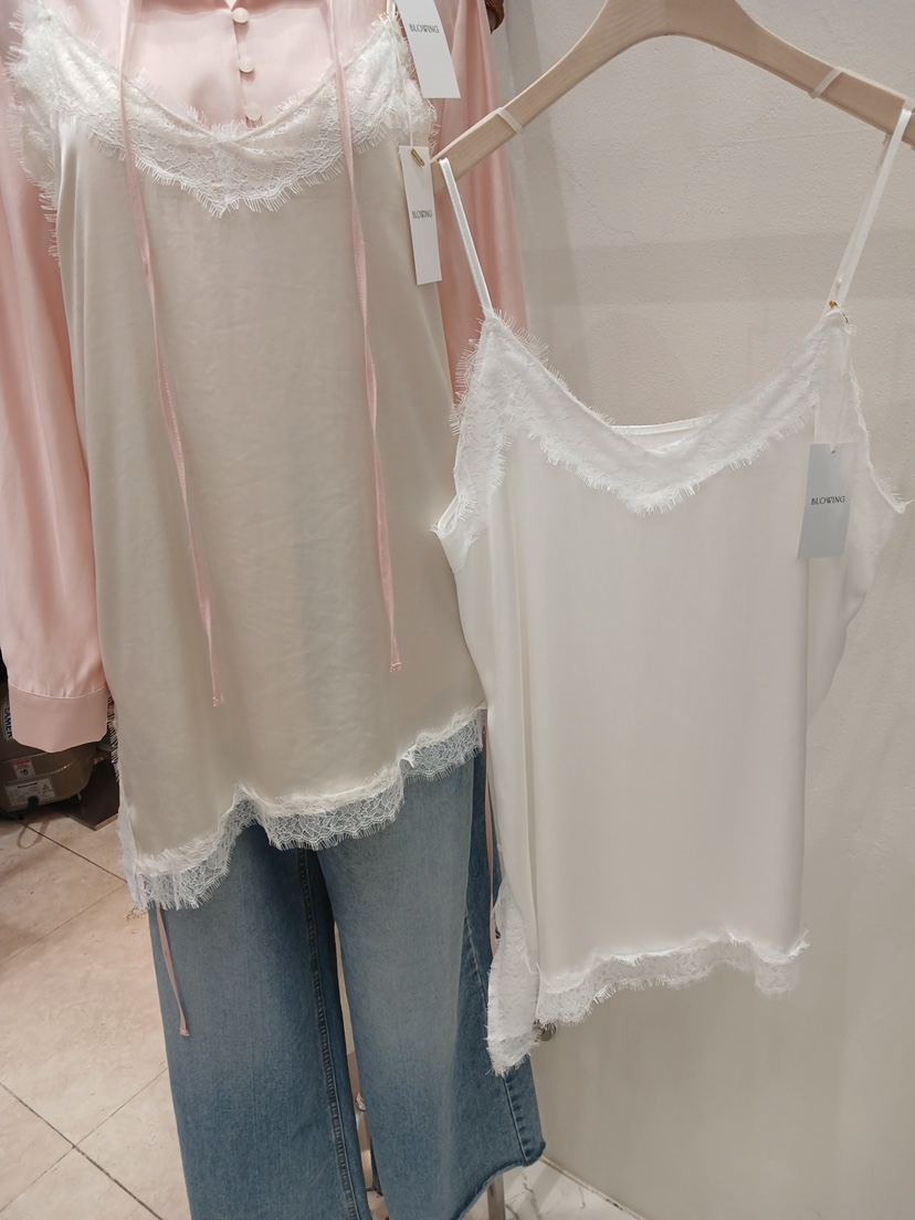 X韓國直郵女裝新品人氣休閑推薦時尚職業26春夏吊帶背心緞面BLOWING吊帶/背心