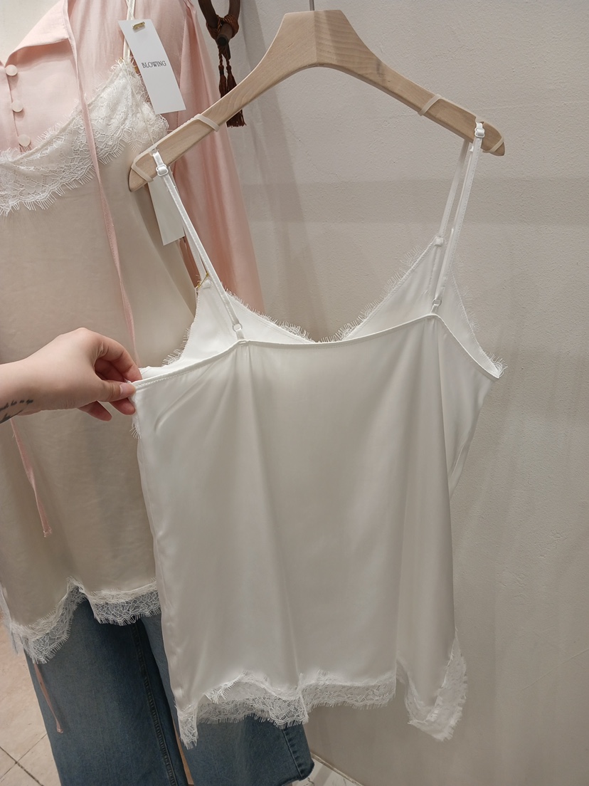 X韓國直郵女裝新品人氣休閑推薦時尚職業26春夏吊帶背心緞面BLOWING吊帶/背心