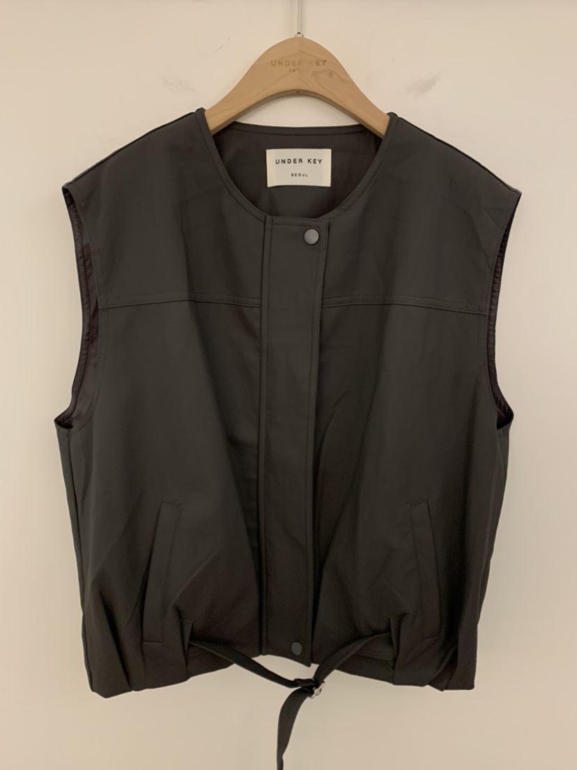 UNDER KEY韓國東大門代購女士新款人氣休閑時尚馬甲皮革UNDER KEY馬甲圖色1墨色