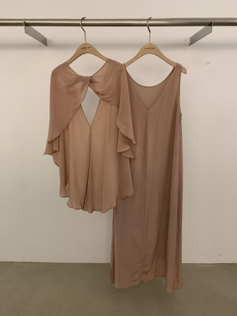 UNDER KEY韓國直郵實拍女士新品休閑職業推薦時尚套裝斗篷UNDER KEY套裝圖色1