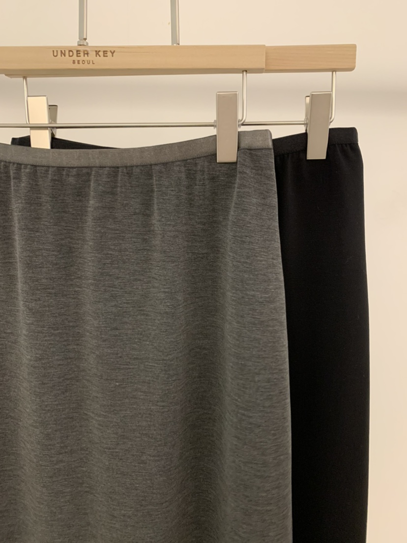 UNDER KEY韓國直郵實拍女裝新品時尚推薦熱賣人氣26春夏長裙UNDER KEY長裙