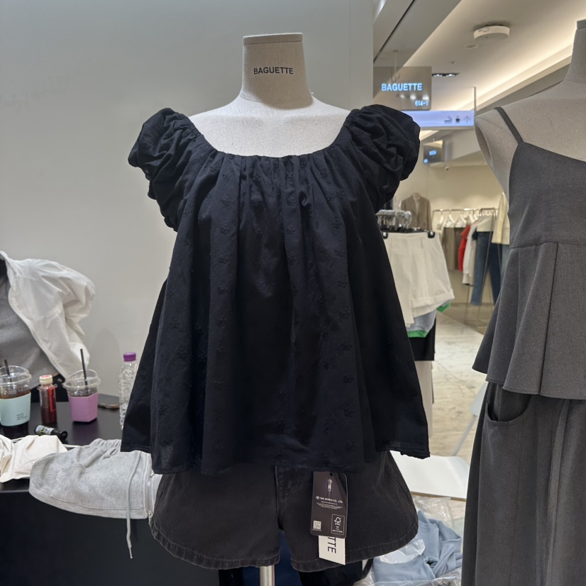 BAGUETTE-P韓國東大門代購女裝新品人氣襯衫蕾絲衫泡泡袖BAGUETTE-P襯衫/蕾絲衫圖色2