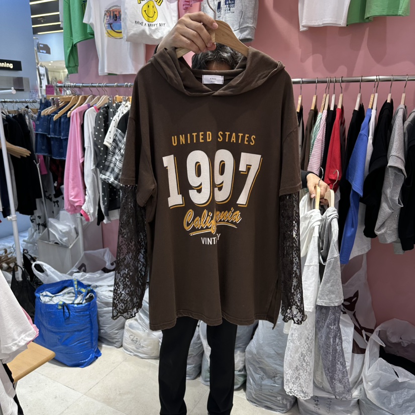 K STORY東大門實拍女裝新品真品推薦人氣長袖T恤假兩件兜帽K STORY長袖T恤圖色3