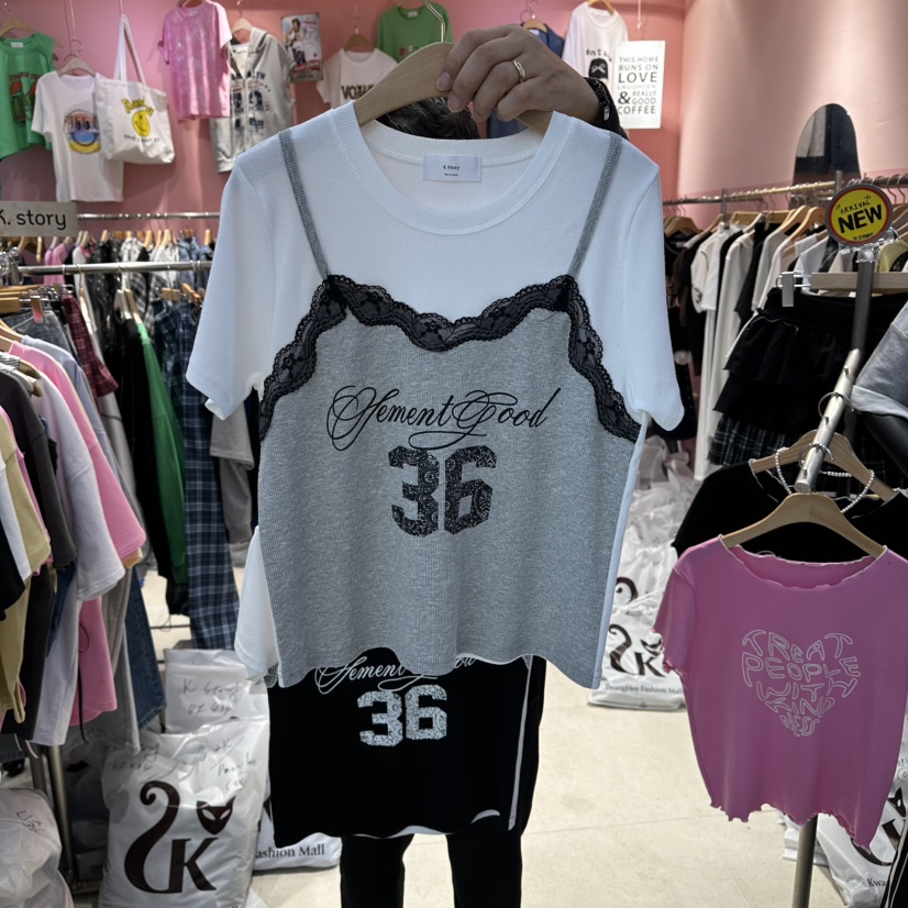 K STORY東大門實拍女士新款人氣休閑職業熱賣T恤假兩件蕾絲K STORYT恤圖色2