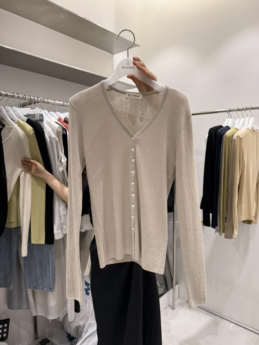 WOOD SAGE韓國直郵女士新品推薦真品時尚26春夏針織衫V領紐扣WOOD SAGE針織衫圖色1