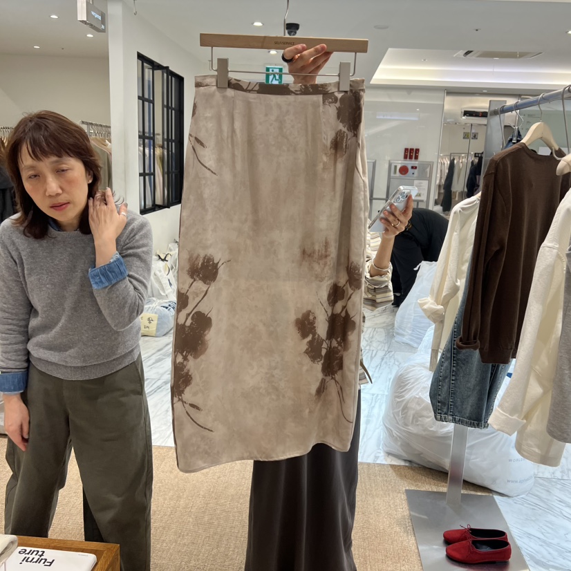 SELF SERVICE東大門實拍女裝新款真品人氣半身裙中短裙天絲SELF SERVICE半身裙/中短裙圖色1