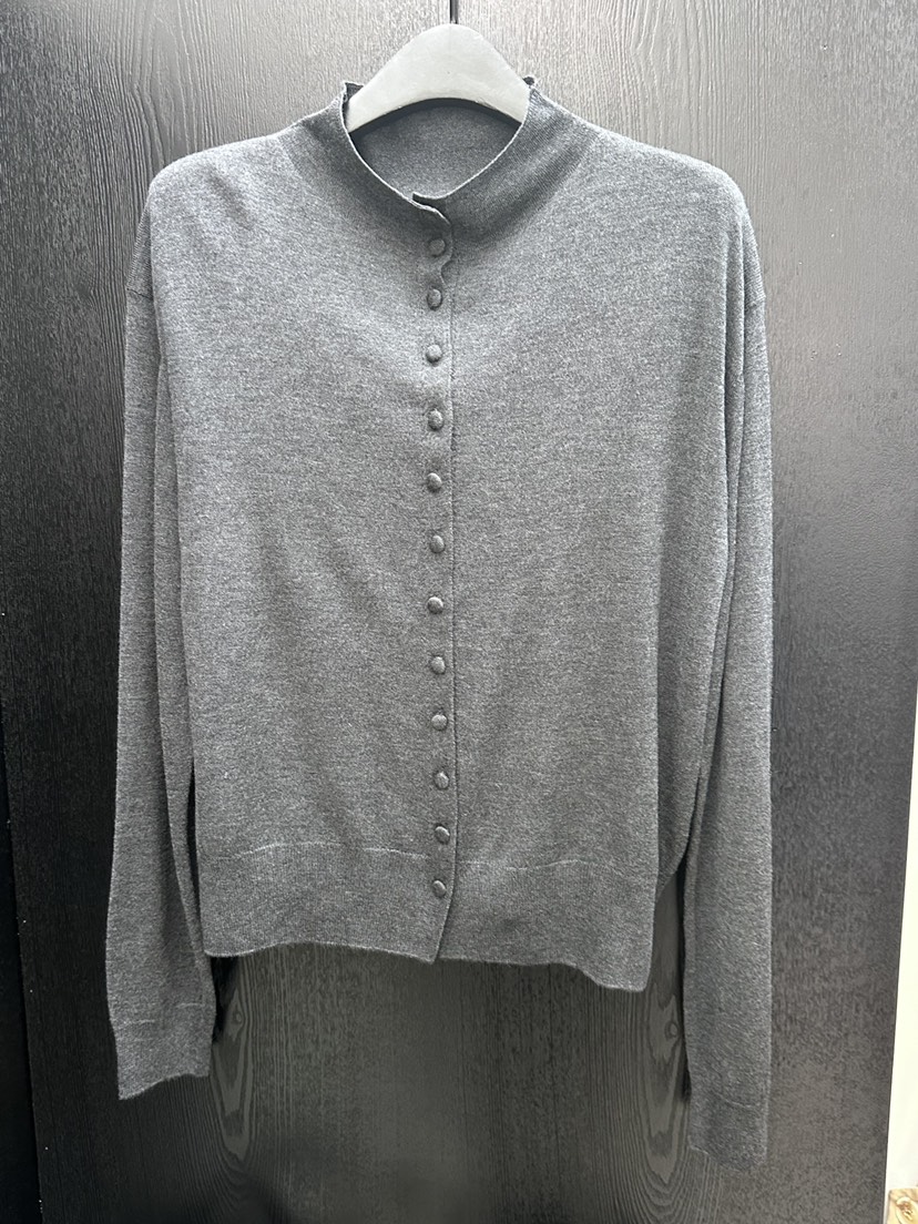 MOANI東大門直郵女裝新品推薦人氣熱賣針織衫絲質開衫紐扣MOANI針織衫圖色1