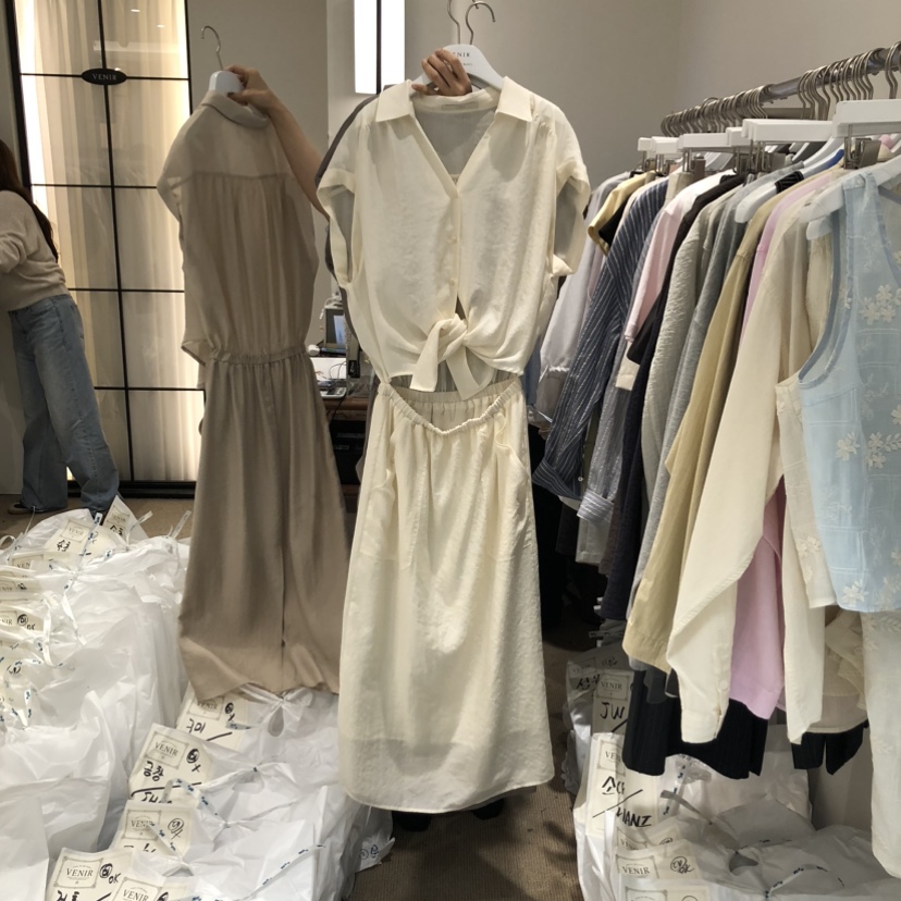 VENIR-a韓國直郵女裝新款時尚真品休閑26春夏人氣連衣裙VENIR-a連衣裙圖色2