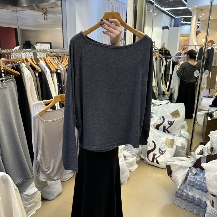 SANS東大門實拍女士新款人氣熱賣職業休閑長袖T恤不對稱露肩SANS長袖T恤圖色2