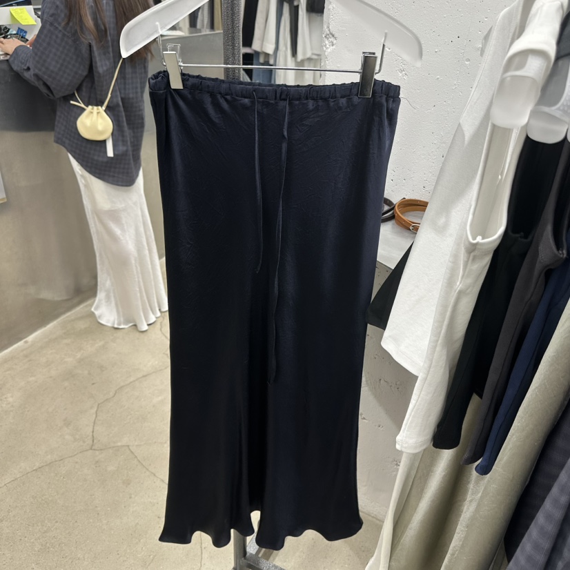 HELVETICA韓國代購女裝新品熱賣職業26春夏推薦時尚休閑長裙HELVETICA長裙圖色2