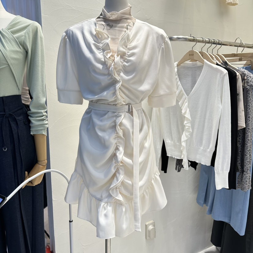 BOLD韓國直郵女裝新款26春夏人氣時尚熱賣推薦連衣裙含腰帶BOLD連衣裙圖色1