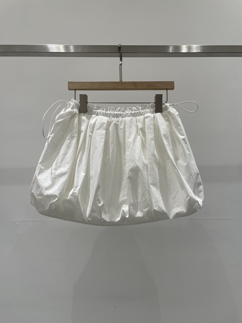 RE STYLE-Q韓國代購女裝新款熱賣時尚休閑26春夏職業短裙RE STYLE短裙