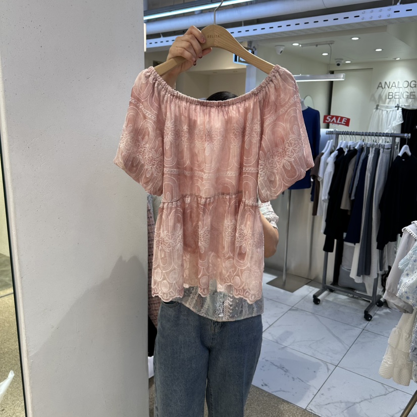 BELITA韓國代購女士新品休閑職業26春夏時尚襯衫蕾絲衫露肩BELITA襯衫/蕾絲衫圖色2