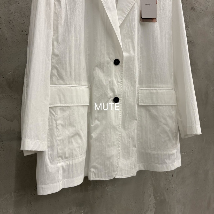 MUTE-P韓國東大門直郵女裝新品26春夏推薦職業熱賣人氣夾克MUTE夾克