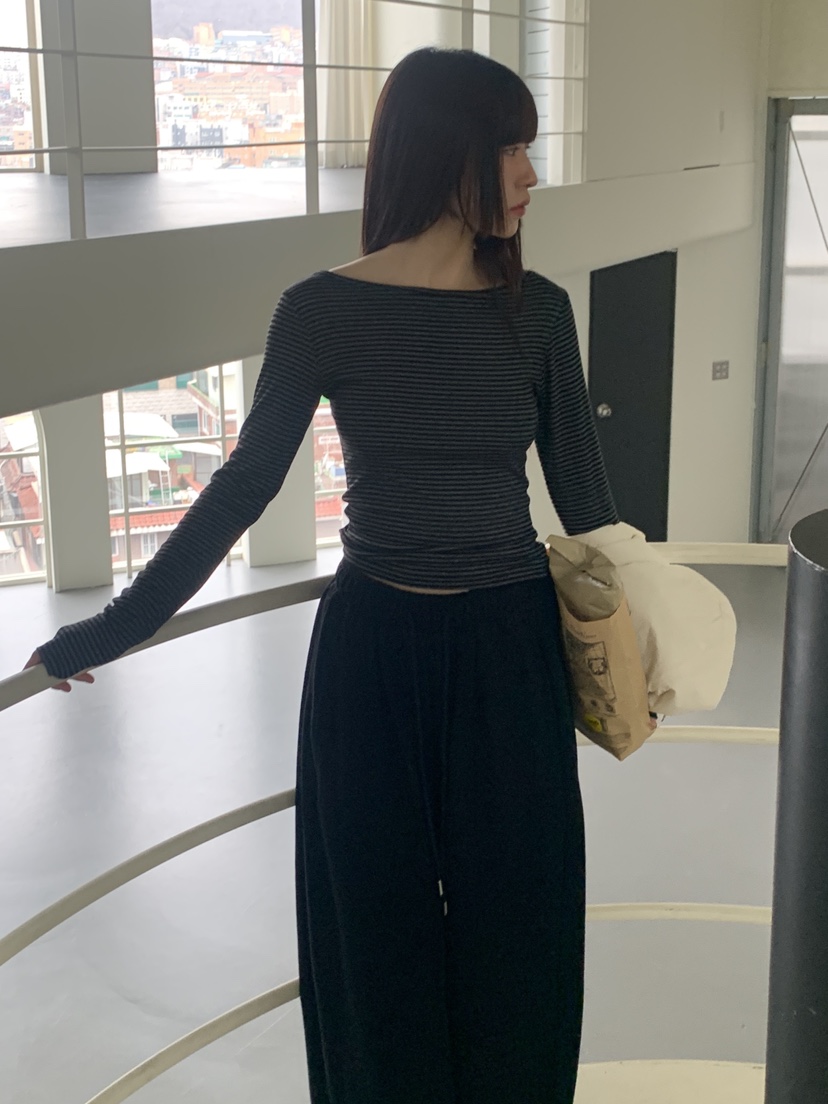 LOGARDEN韓國直郵女士新品26春夏熱賣推薦時尚休閑長袖T恤LO GARDEN長袖T恤