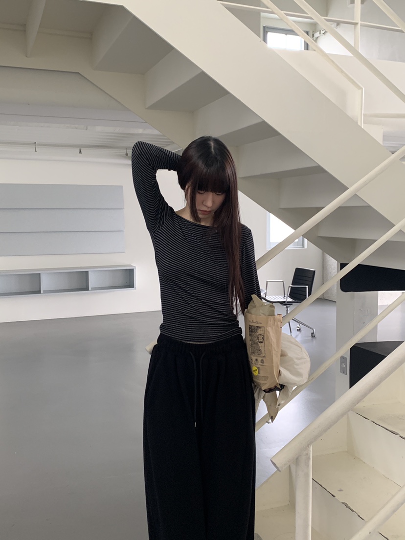 LOGARDEN韓國直郵女士新品26春夏熱賣推薦時尚休閑長袖T恤LO GARDEN長袖T恤