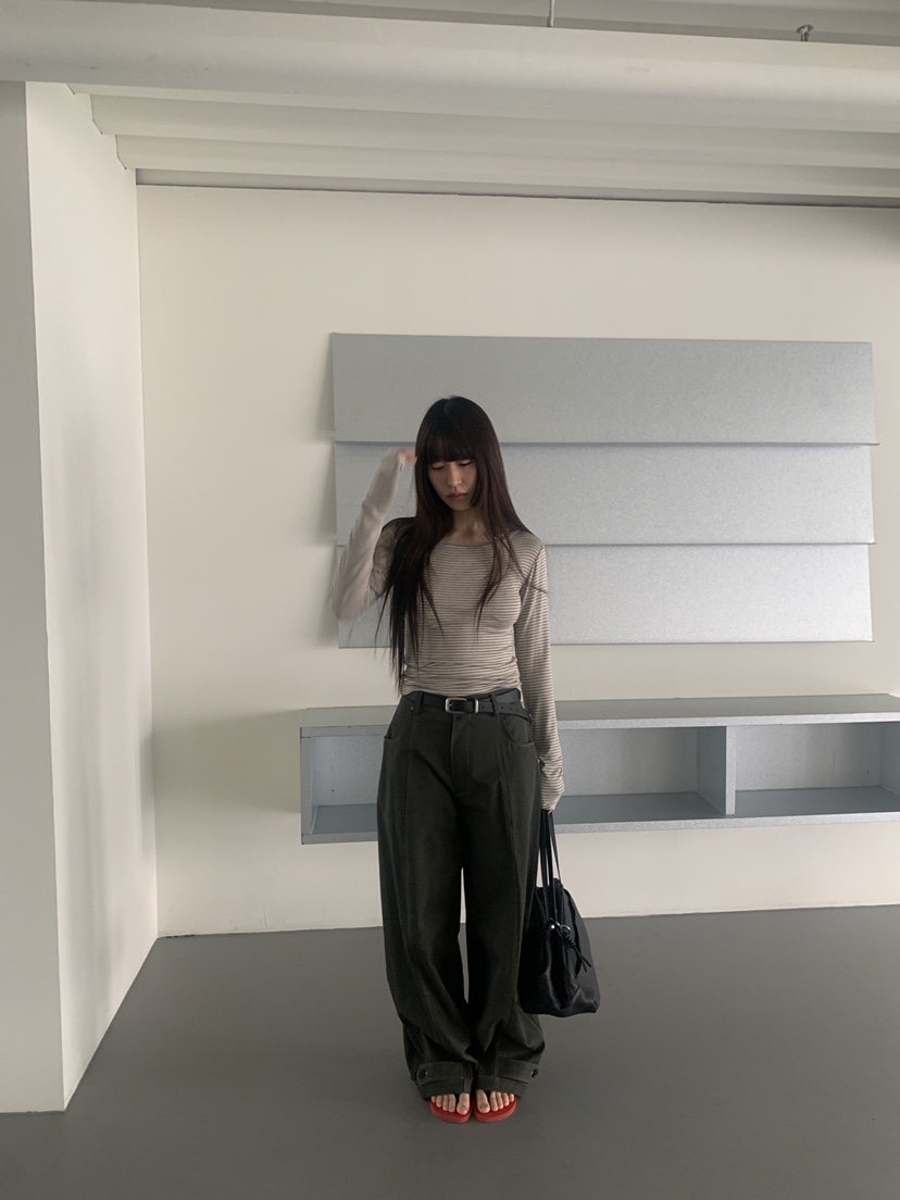 LOGARDEN韓國直郵女士新品26春夏熱賣推薦時尚休閑長袖T恤LO GARDEN長袖T恤