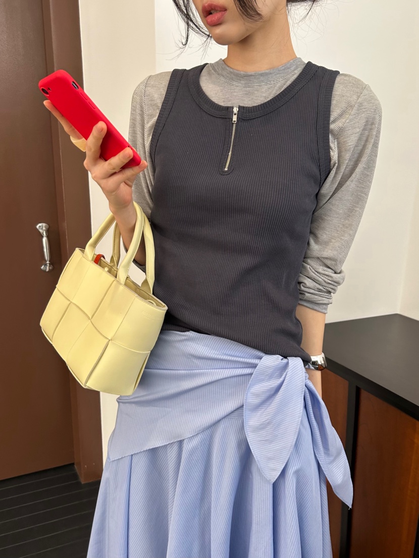 ME MO韓國直郵女裝新品推薦26春夏時尚套裝套裝海軍羅紋ME MO套裝