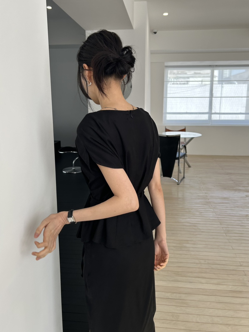 ME MO韓國東大門代購女裝新款推薦26春夏襯衫蕾絲衫含腰繩ME MO襯衫/蕾絲衫