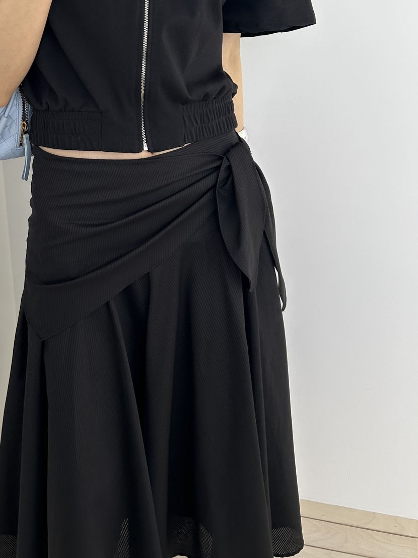 ME MO韓國直郵女裝新品推薦職業26春夏人氣休閑長裙裹身裙ME MO長裙