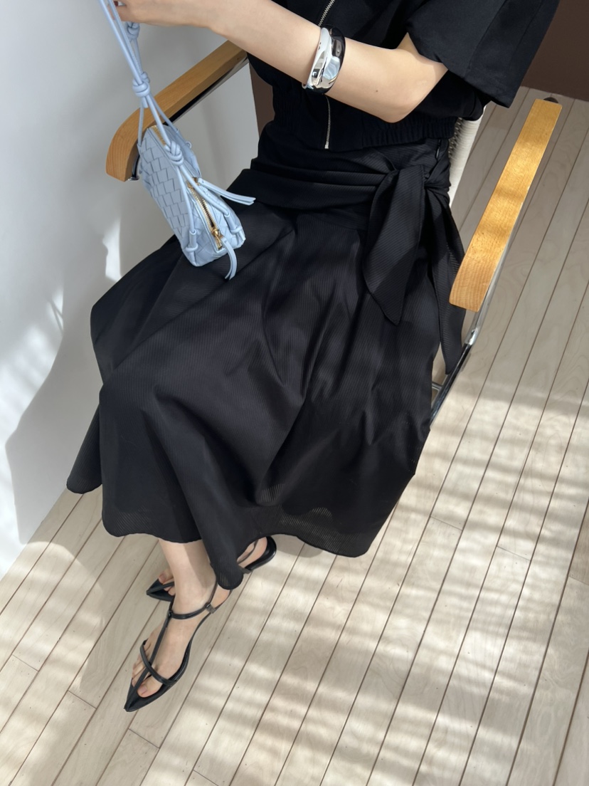 ME MO韓國直郵女裝新品推薦職業26春夏人氣休閑長裙裹身裙ME MO長裙