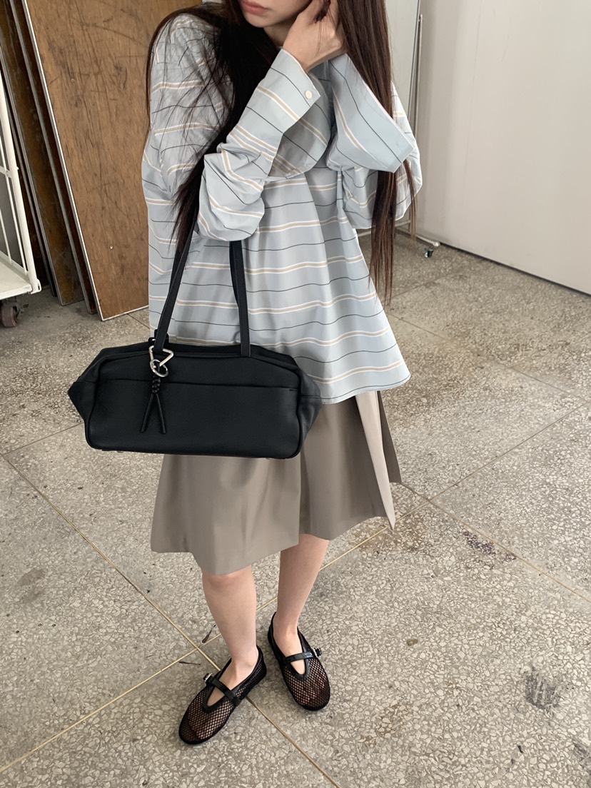 LOGARDEN韓國東大門代購女裝新款時尚熱賣推薦襯衫蕾絲衫LO GARDEN襯衫/蕾絲衫