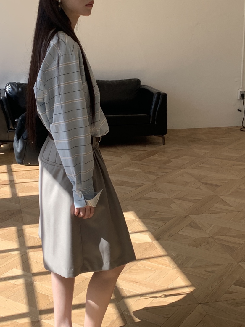 LOGARDEN韓國東大門代購女裝新款時尚熱賣推薦襯衫蕾絲衫LO GARDEN襯衫/蕾絲衫