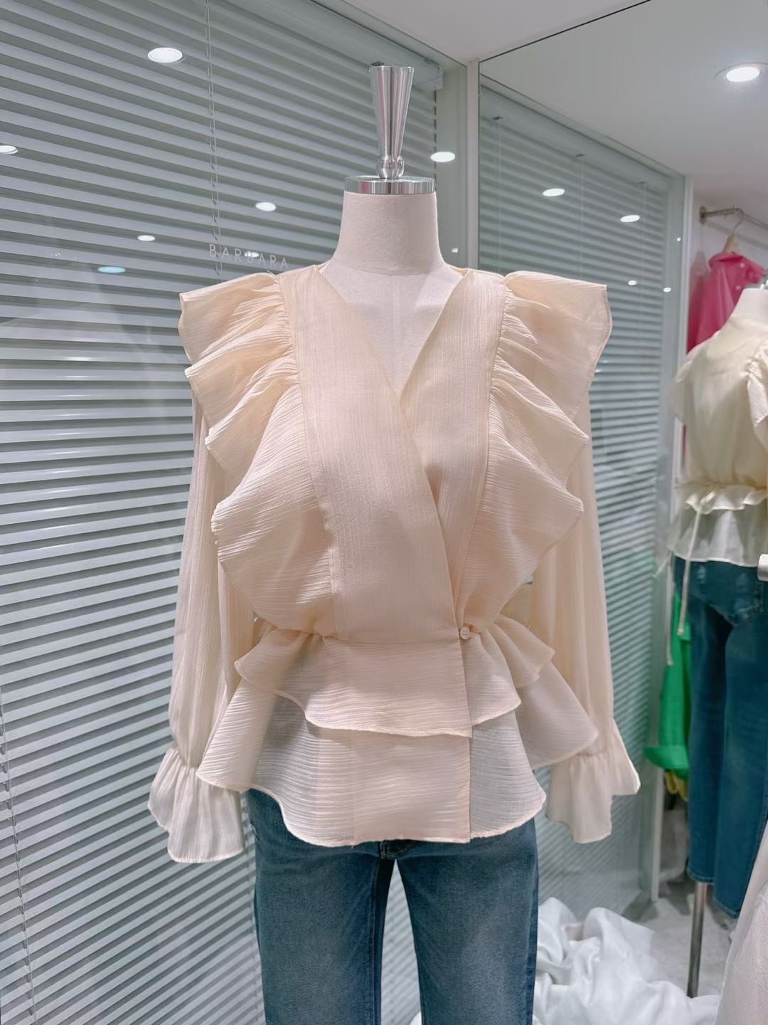 BARBARA GIRL韓國直郵實拍女裝新款職業襯衫蕾絲衫荷葉邊BARBARA GIRL襯衫/蕾絲衫圖色1